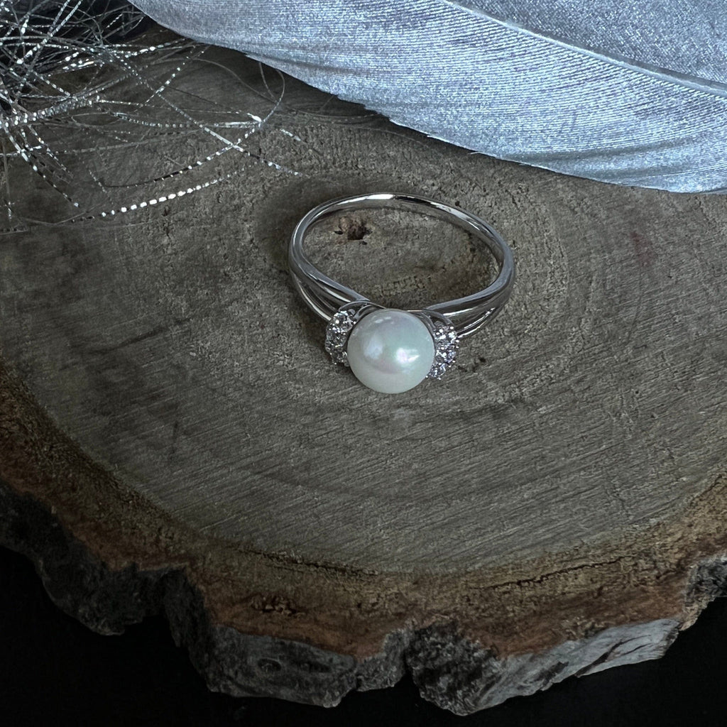 Ring mit perle frontansicht
