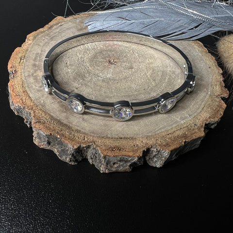  Armkette Mit Große Strass Steine frontansicht